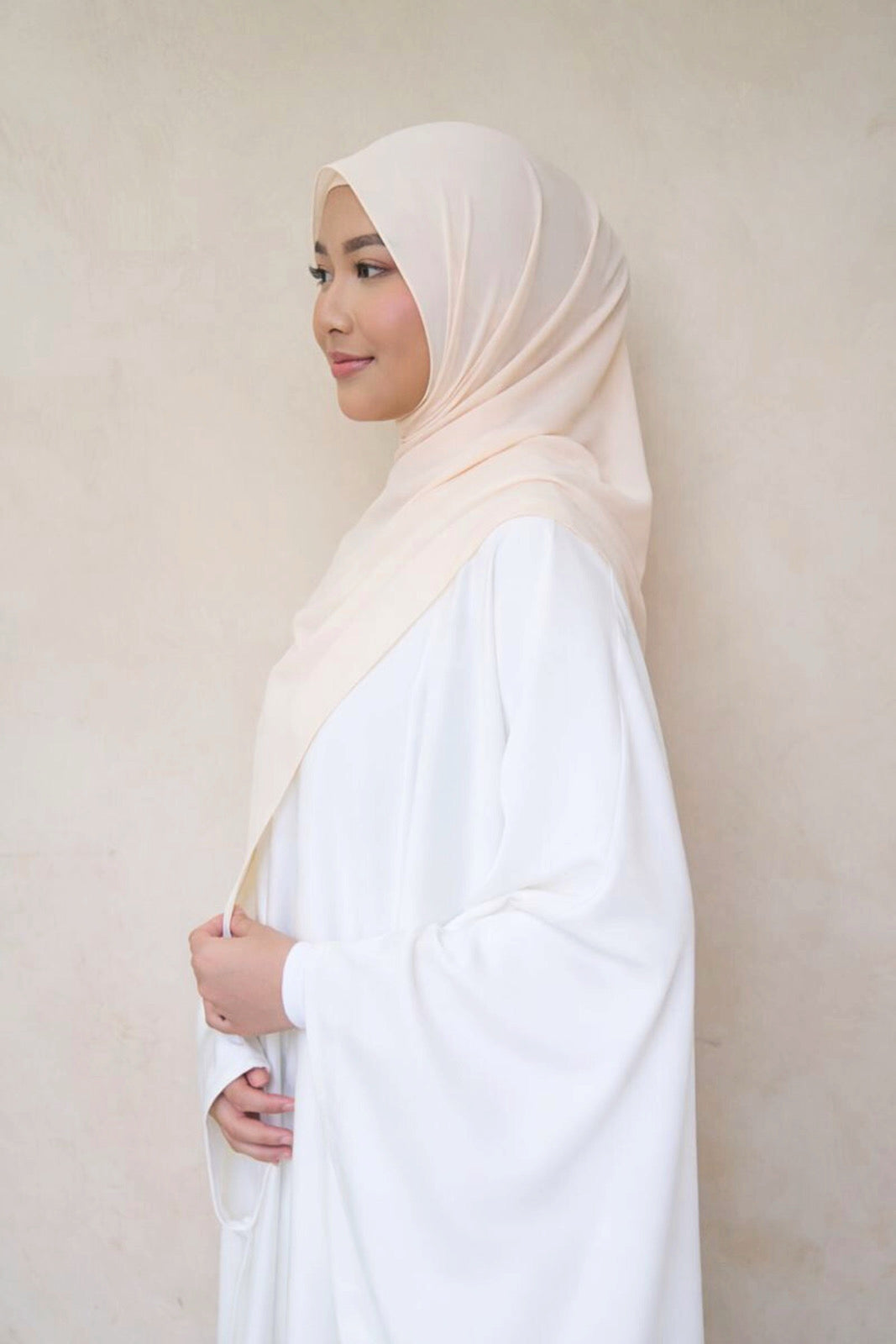 NURA Shawl (Nude Cream)