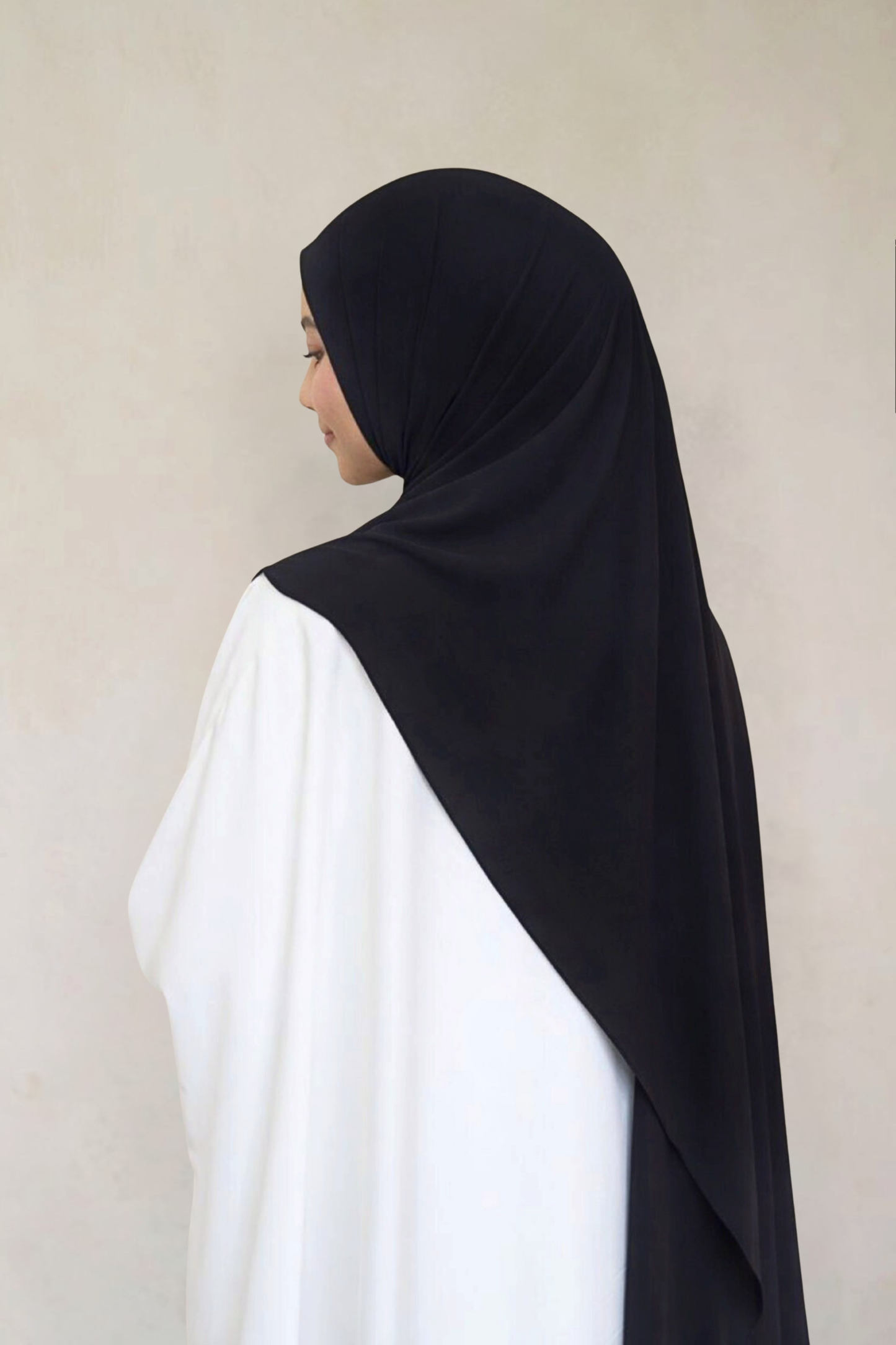 NURA Shawl (Black)