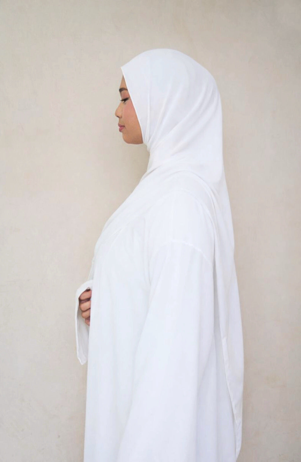 NURA Shawl (Soft Ivory)