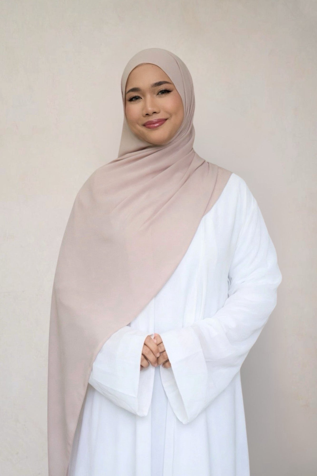 NURA Shawl (Warm Almond)